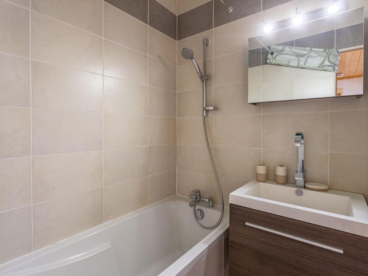 Apartment Le Bec Rouge - Le Lac-7 By Interhome Tignes Bagian luar foto